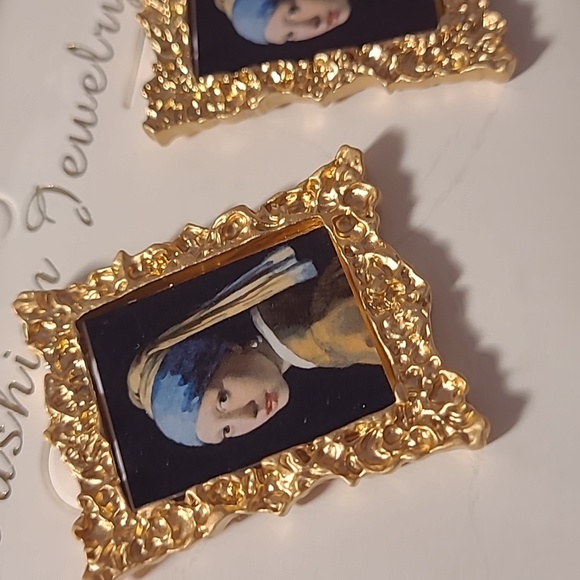 Girl with the pearl Earrings - Picture 7 of 7